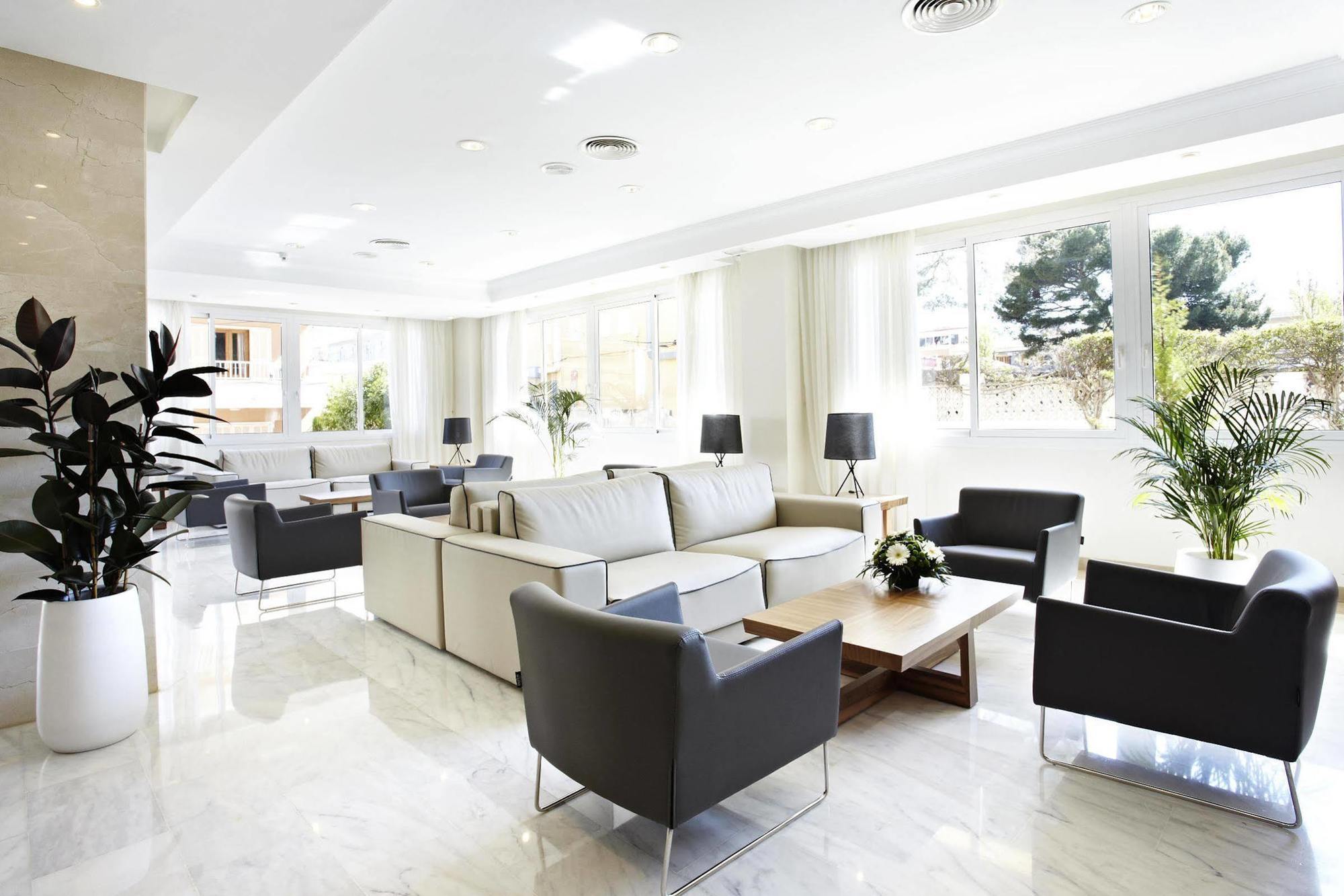 Grupotel Montecarlo Can Picafort  Bagian luar foto